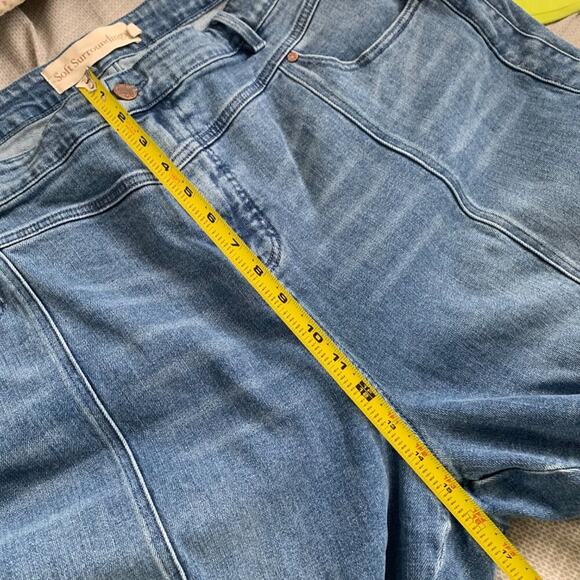 Soft Surroundings Stretch Medium Wash Cropped Jeans - Picture 11 of 12